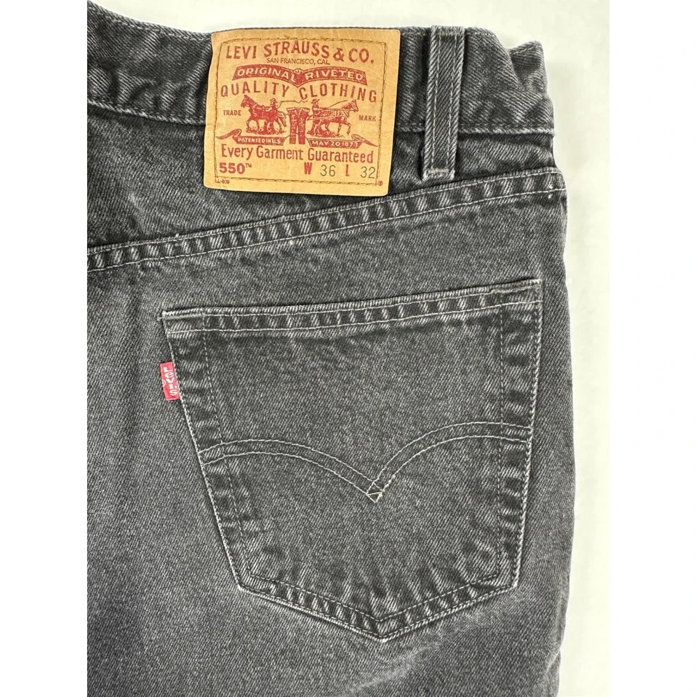 Vintage Y2K Levi's 550 Relaxed Fit Jeans Men 36x32 Black Tapered Leg Heavyweight